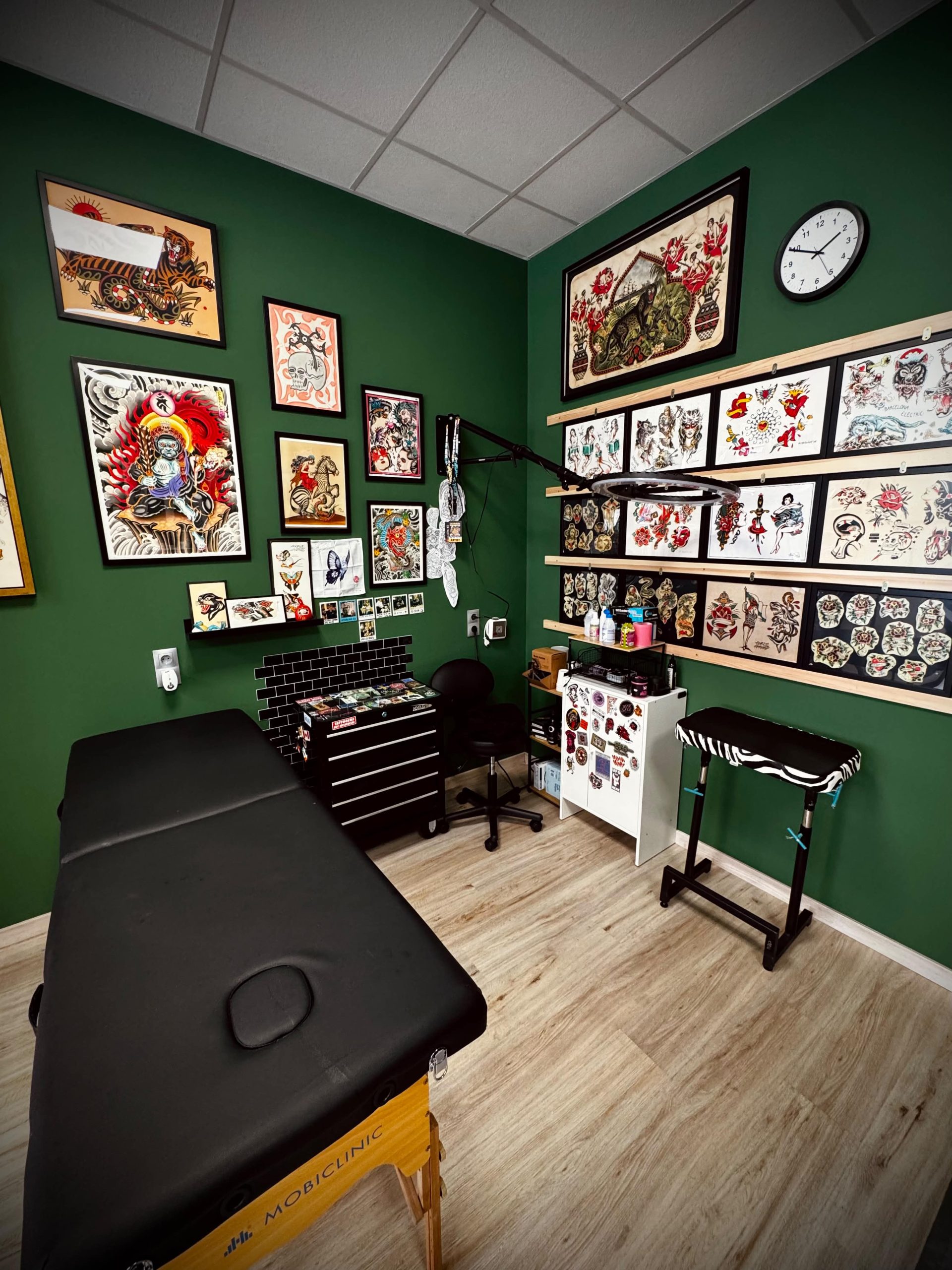 Espacio de trabajo de Atalaia Tattoo